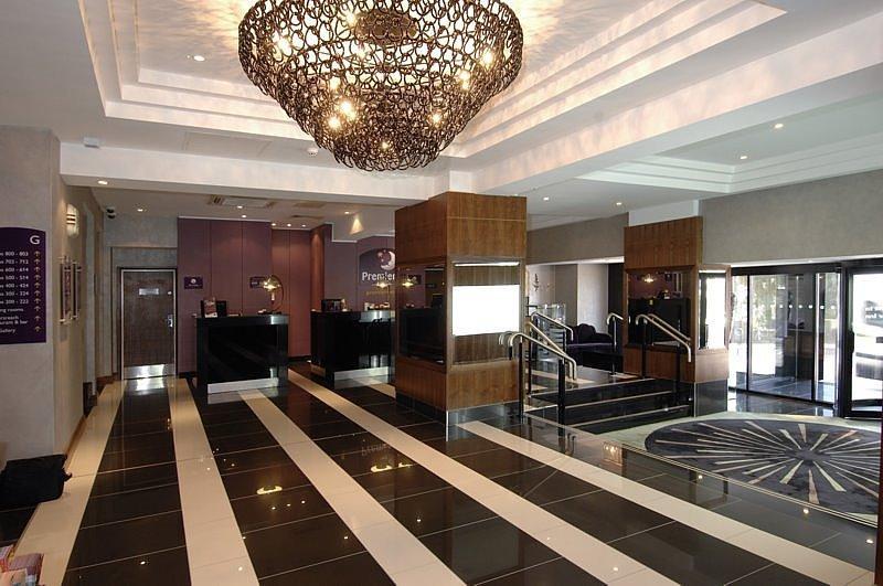 Premier Inn Bournemouth Central エクステリア 写真